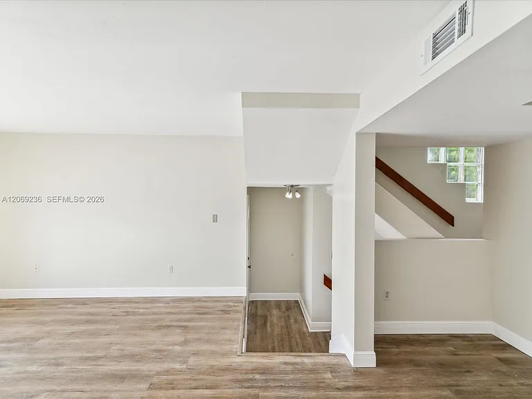 390 NW 86th Pl #201 — Photo 8