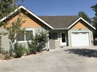 1465 Golden Rule Ln, Lake Arrowhead, CA 92352