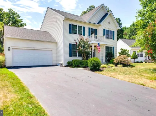 9316 Hersch Farm Ln, Manassas, VA 20112