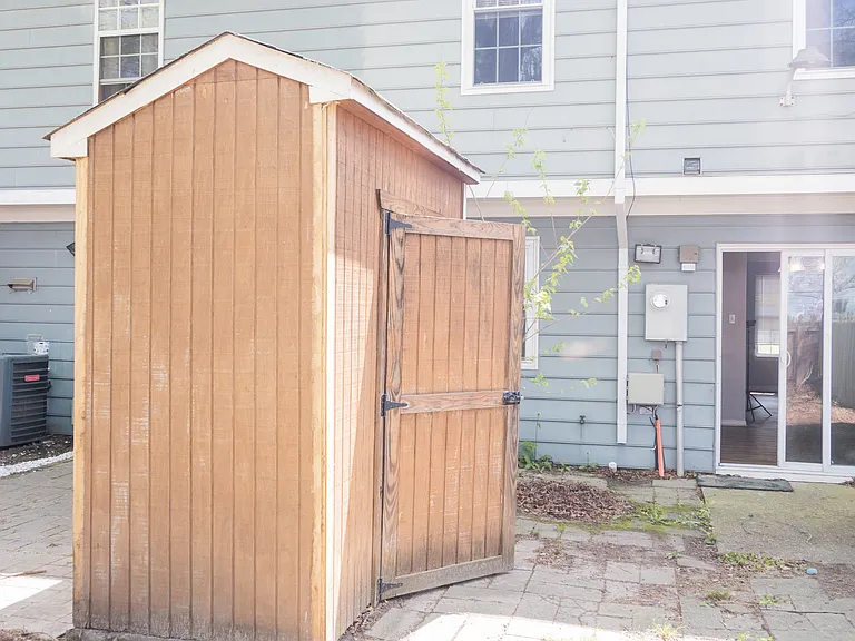 914 Ketch Ct — Photo 22