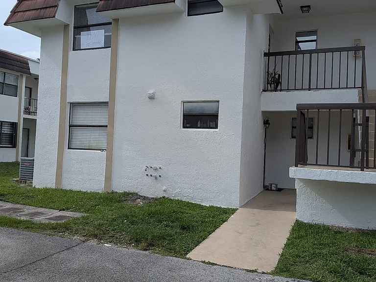 14913 SW 104th St #23 — Photo 14
