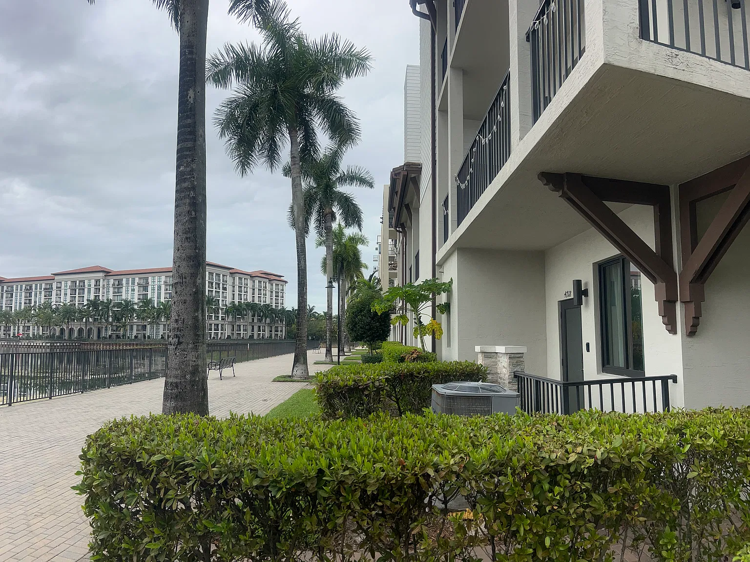 3 bed, 2946 sqft, $5,800 — Photo 1