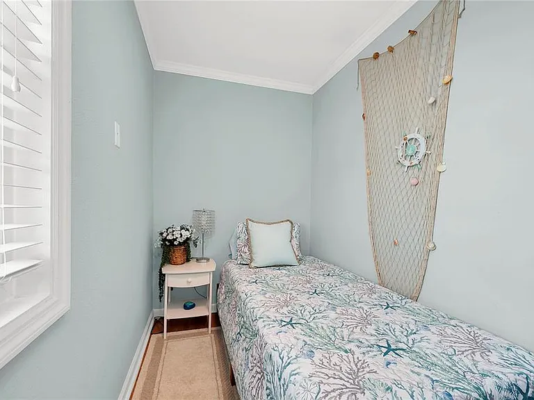 237 Seahorse Dr SE #H — Photo 16