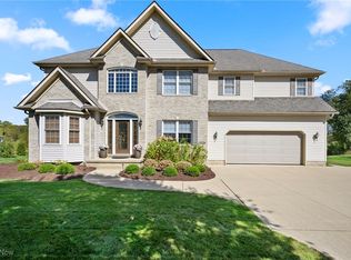 4901 Pebblehurst Dr, Stow, OH 44224