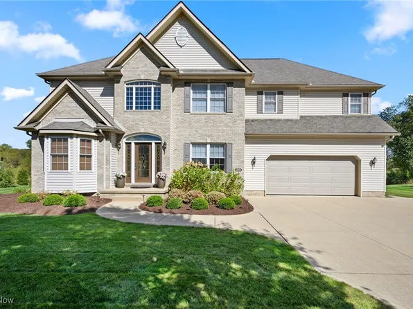 4901 Pebblehurst Dr, Stow, OH 44224