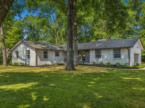 1402 Ivy Ct, Murfreesboro, TN 37130