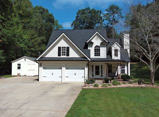 184 Cedar Ridge Rd, Locust Grove, GA 30248