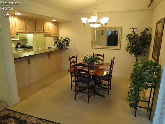 4th image of 5301 W Waterberry Dr