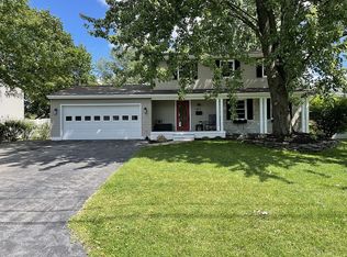3 Tree Line Dr, Liverpool, NY 13090