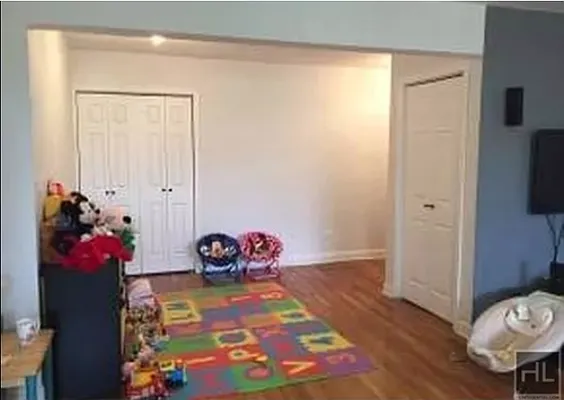 Rented by Highline Residential | media 9