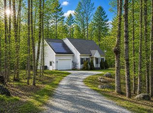 57 Scenic Dr, Stoddard, NH 03464