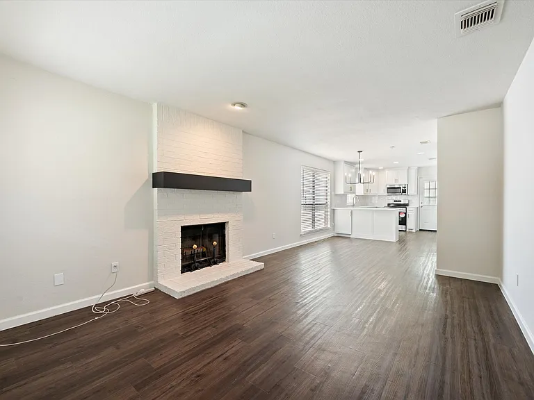 5718 Cancun Dr — Photo 4