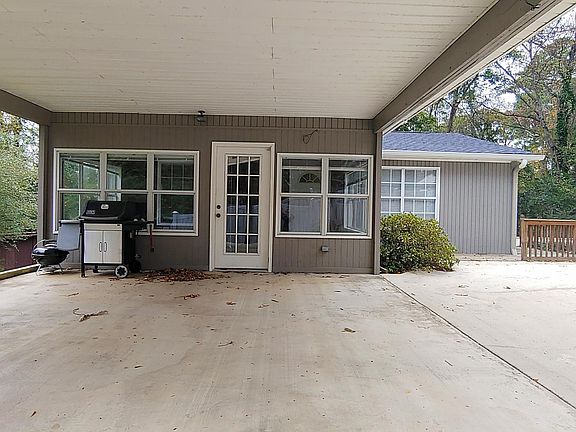 Enjoy use of a provided grill.