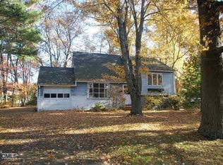 43 Saddle Rd, Norwalk, CT 06851