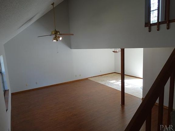4th image of 6911 Heather Oaks Dr