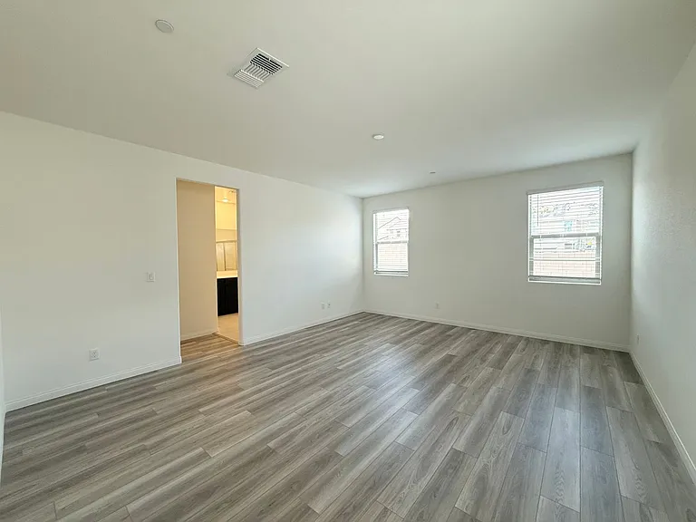 101 Silver Run Ln — Photo 32