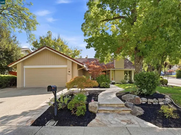 5685 White Mountain Ct, Martinez, CA 94553