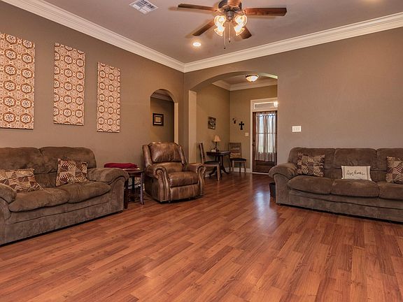 5th image of 109 Legend Creek Dr