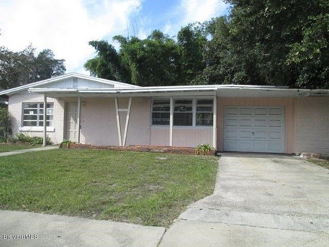 1st image of 206 Bryan Ave