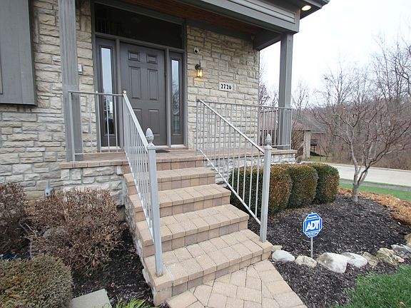 3rd image of 2726 Greenridge Cir
