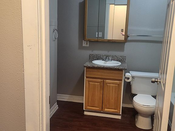 4th image of 902 S Fawcett Ave #3A