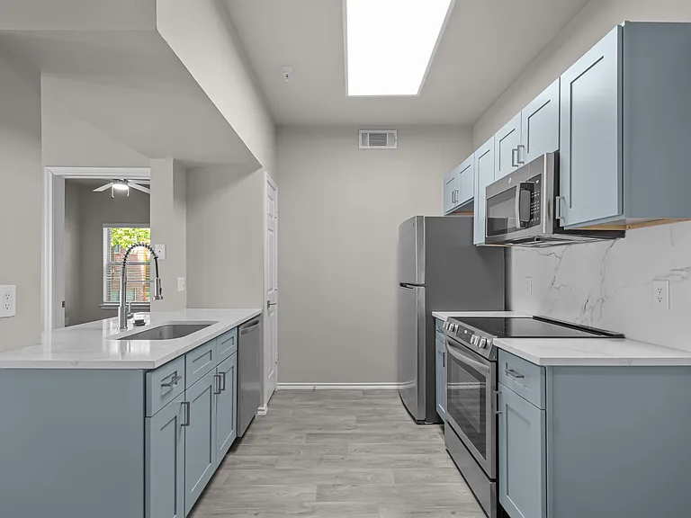 Larkin Apartment Homes — Photo 13