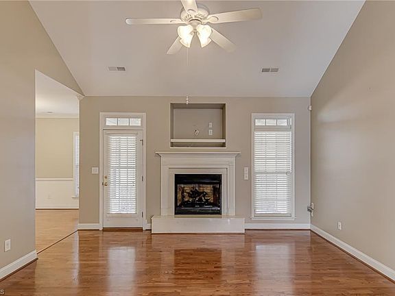 4th image of 6741 Elm Hill Dr