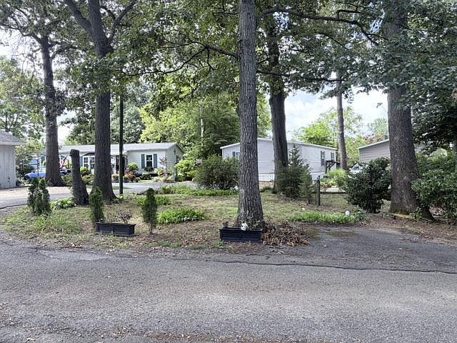 1st image of 35698 Magnolia Rd #17