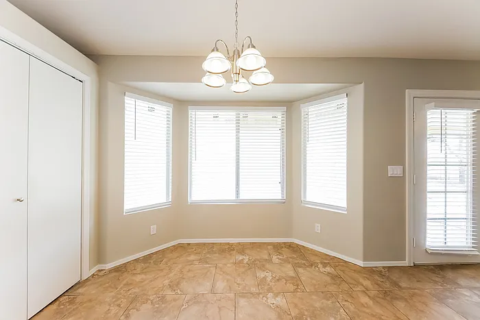865 W Mesquite Ave — Photo 6