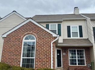 10 Village Dr, Schwenksville, PA