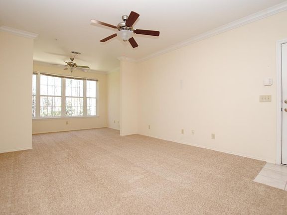 2nd image of 13810 Sutton Park Dr