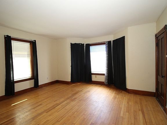 2nd image of 71 Ash St #1