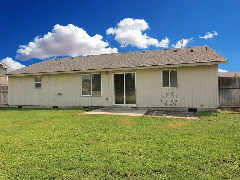 8411 Stutz Dr — Photo 10