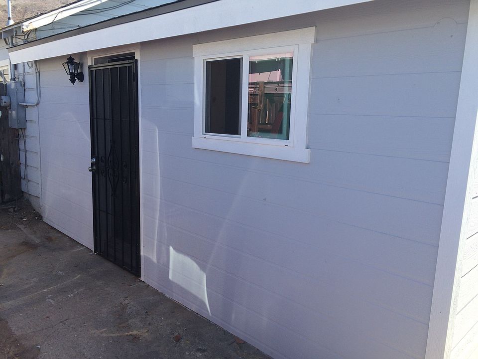 1st image of 48 Comstock Dr