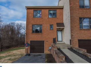 9000 Ayrdalecrescent St, Philadelphia, PA