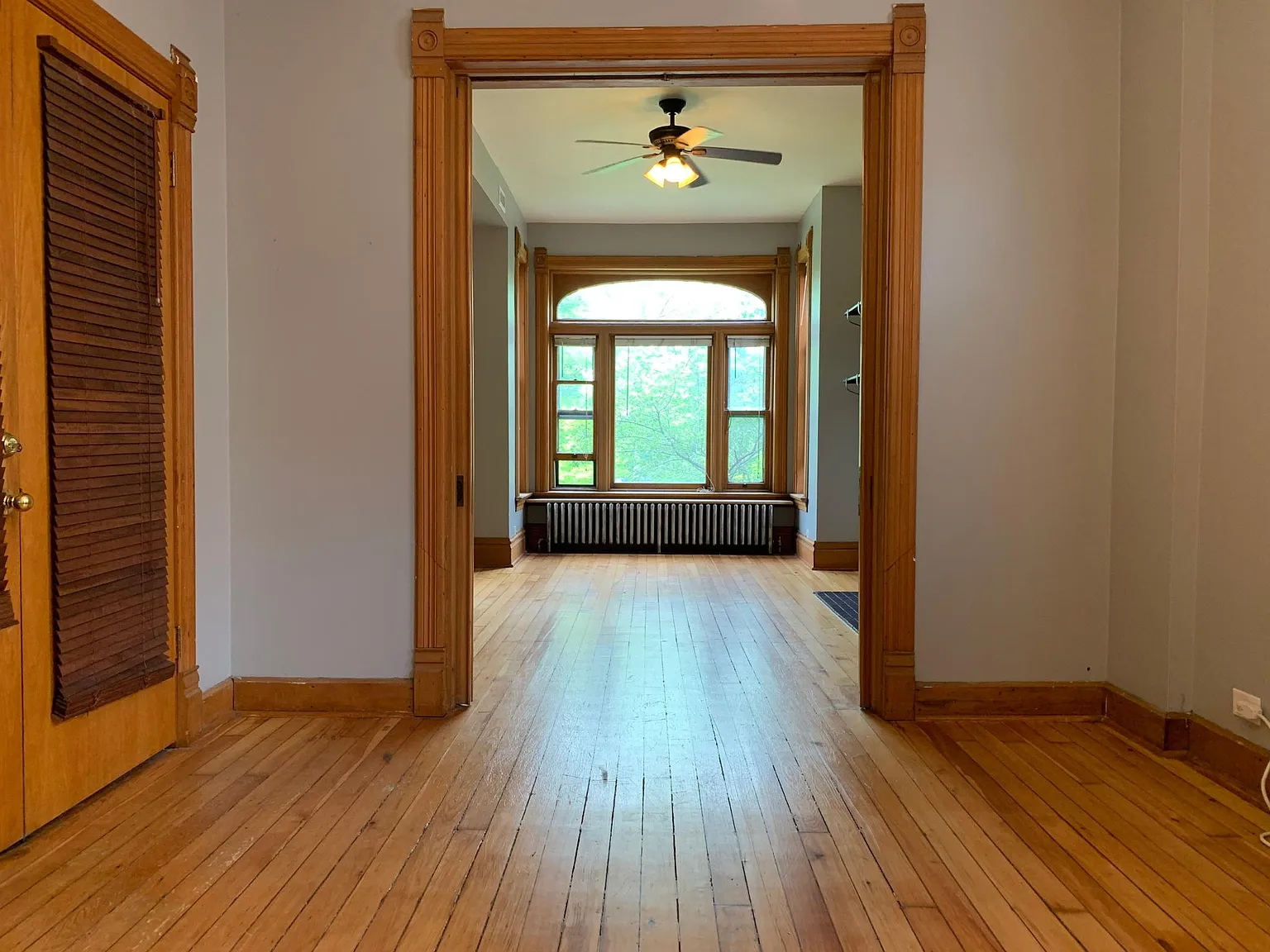 1535 N Bell Avenue — Photo 3