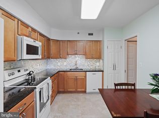 5501 Seminary Rd APT 1306S, Falls Church, VA 22041