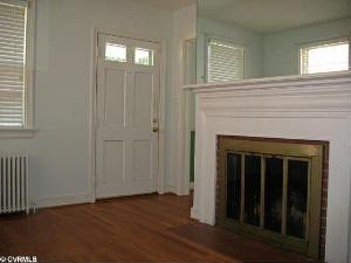 4th image of 3915 Floyd Ave