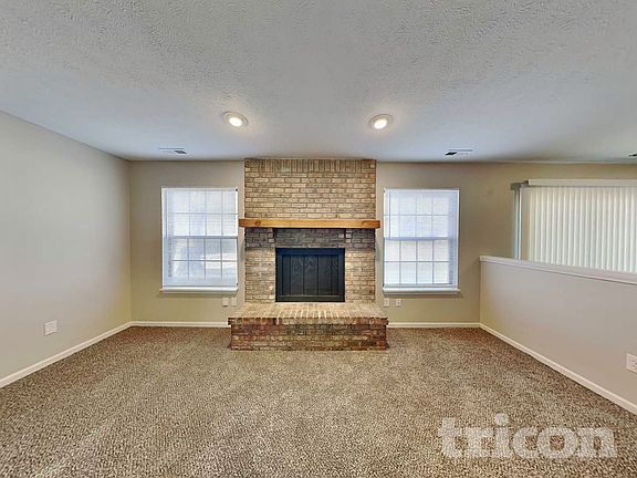 4th image of 6228 Glen Shire Ln