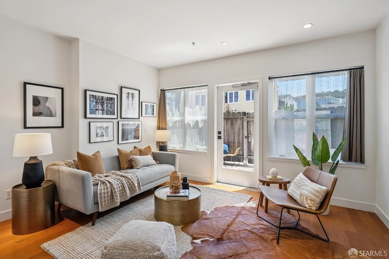4343 3rd St APT 202 - Photo 4