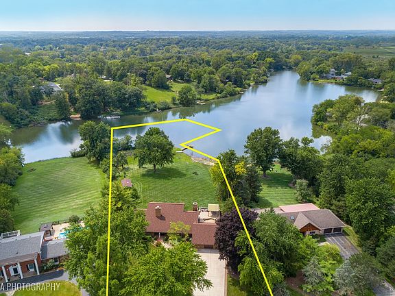 4th image of 27894 W Lakeview Dr N