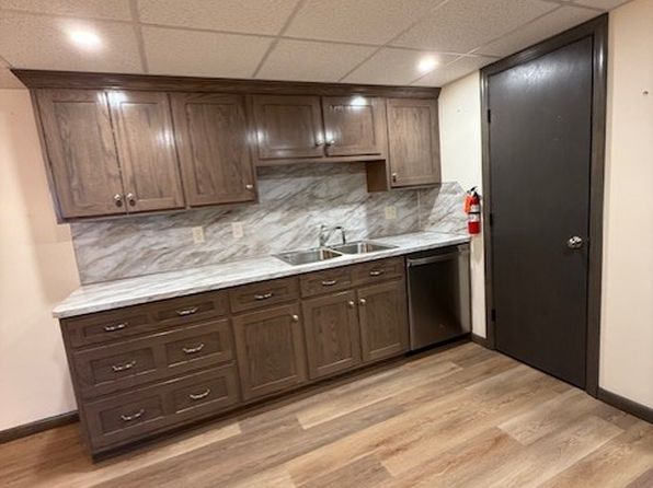 300 Vine St APT M
