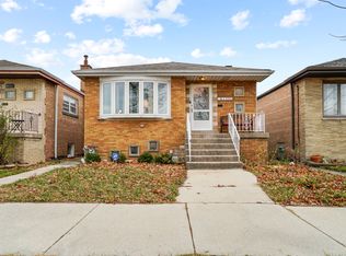 6135 W 63rd Pl, Chicago, IL