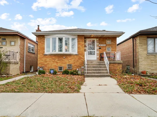 6135 W 63rd Pl, Chicago, IL 60638