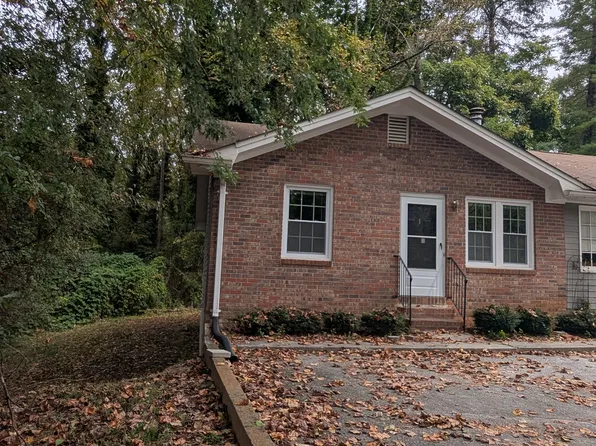 330 Rose Cir, Clayton, GA 30525