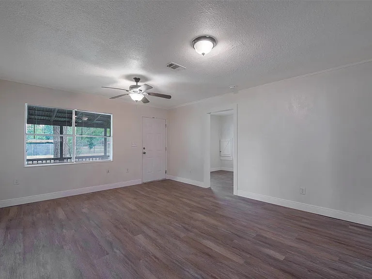5206 Avenue M — Photo 5