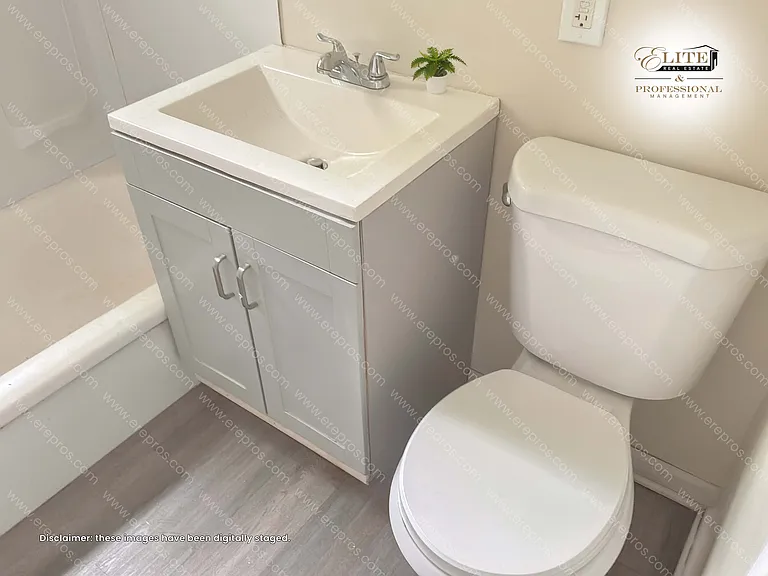 710 Huron St — Photo 14