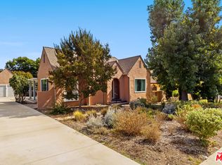 1418 Cleveland Rd, Glendale, CA 91202