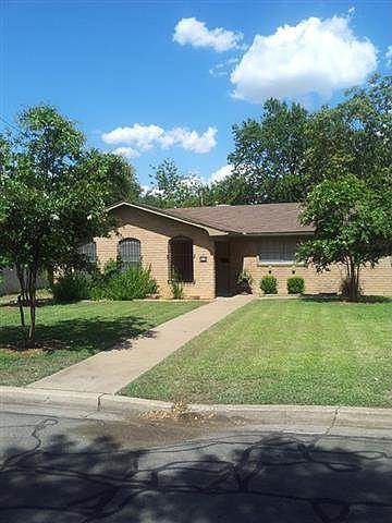 1st image of 825 Glasgow Dr