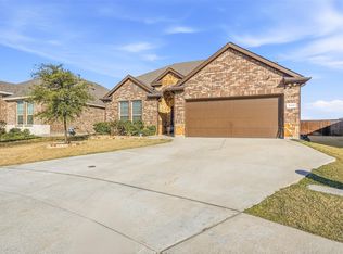 949 Philadelphia St, Fate, TX 75189